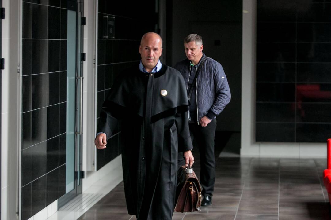 Kyšininkavimu kaltinamų policininkų teismas