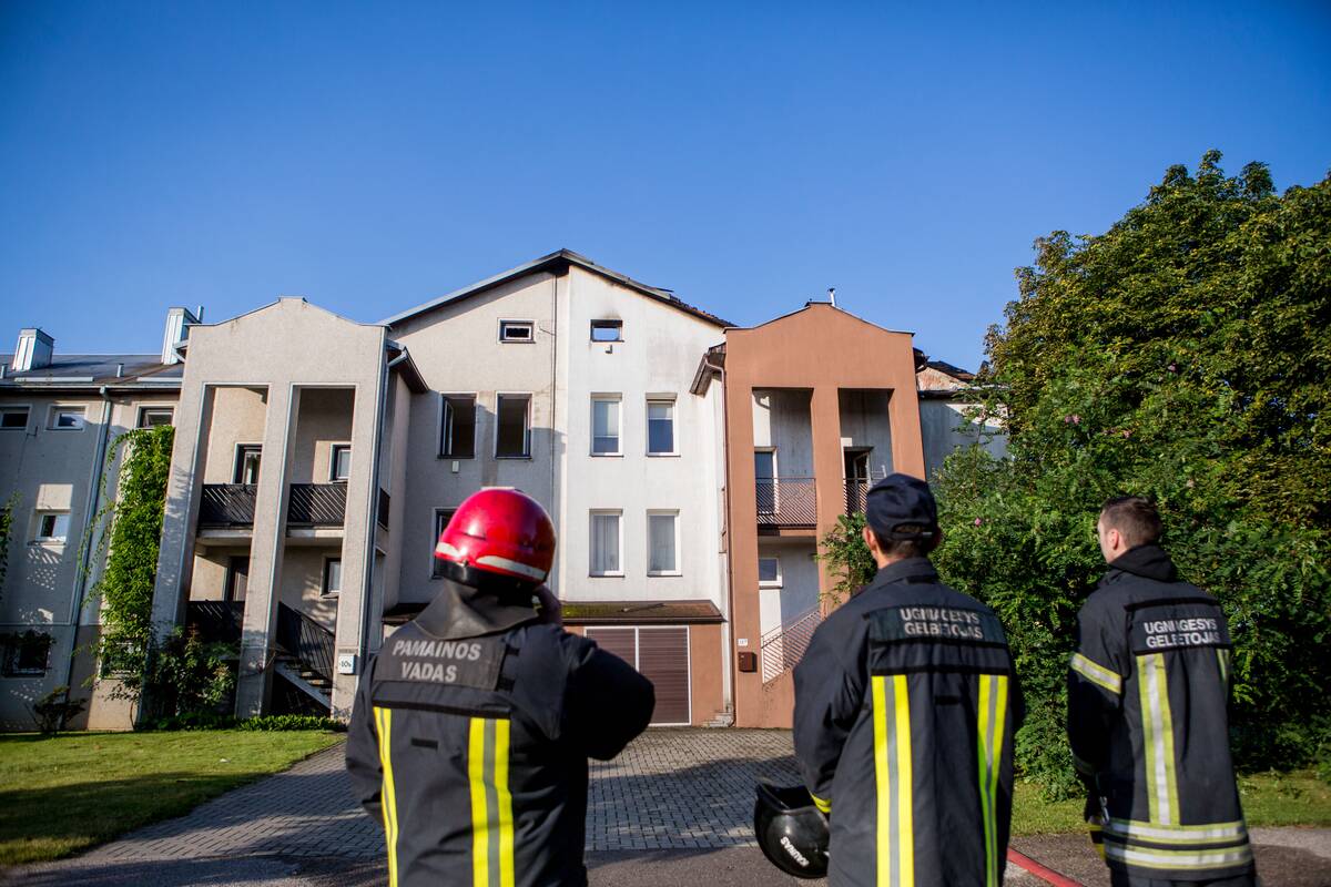 Seniavos pl. degė kotedžas