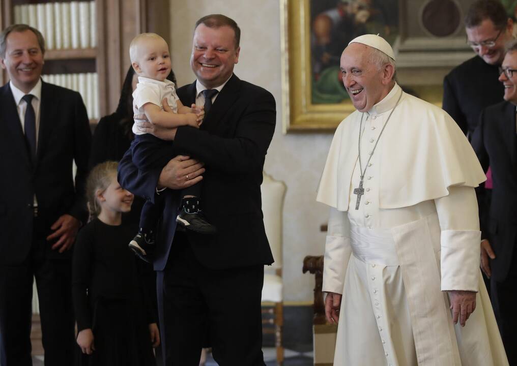 S. Skvernelį su šeima priėmė popiežius