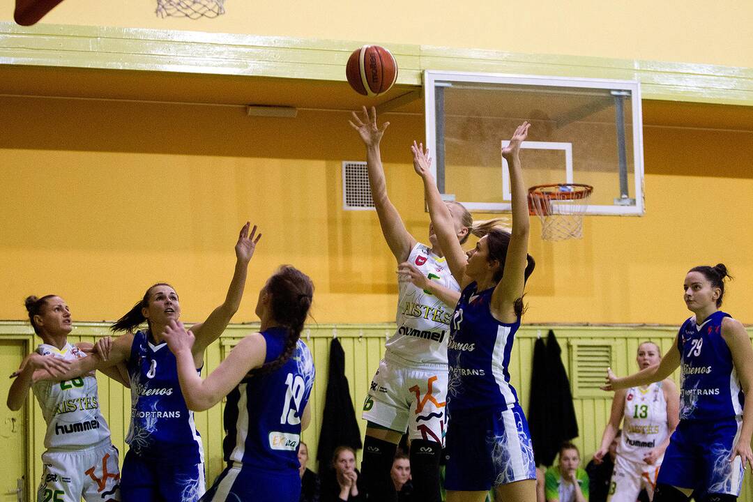 LMKL: „Aistės-LSU“ – „Hoptrans-Sirenos“ 51:76