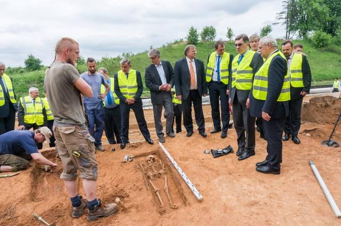 Rinkūnų kaimo gyventojų perlaidojimas 