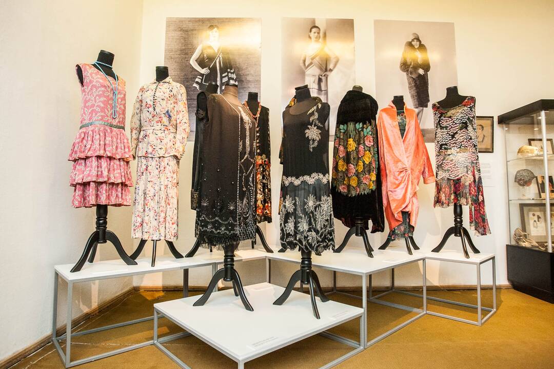 M. Žilinsko galerijoje atidaryta "Art deco" mados paroda