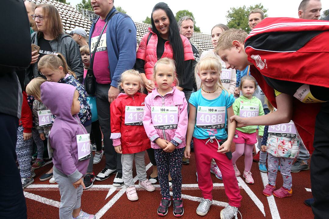 Ąžuolyno bėgimas. Šeimų ir vaikų varžybos