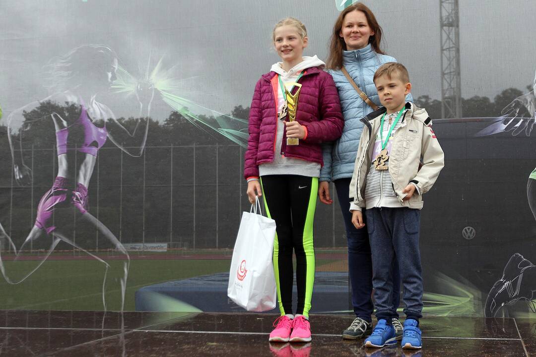 Ąžuolyno bėgimas. Šeimų ir vaikų varžybos