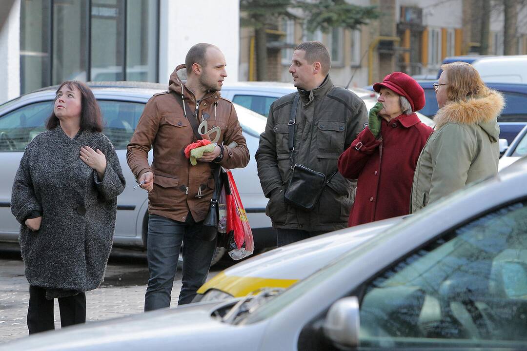 Kaune, Savanorių prospekte, daugiabutyje trečiadienį įsiplieskė gaisras.