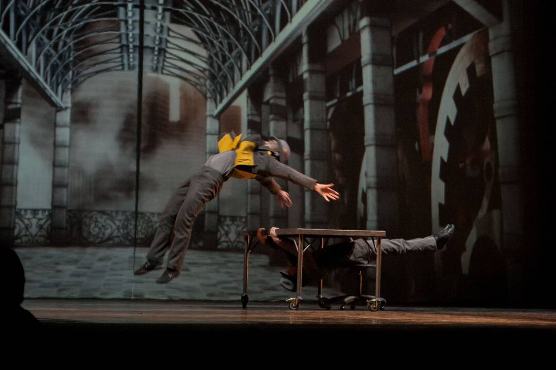 "Cirque Éloize" pasirodymas "Žalgirio" arenoje