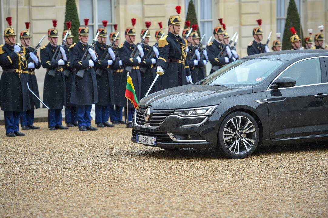 E. Macronas priėmė Lietuvos prezidentę