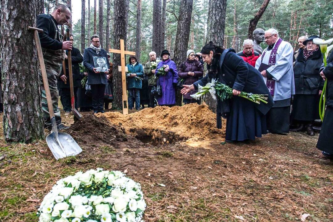 Aktorės D. Juronytės-Zelčiuvienės paskutinė kelionė