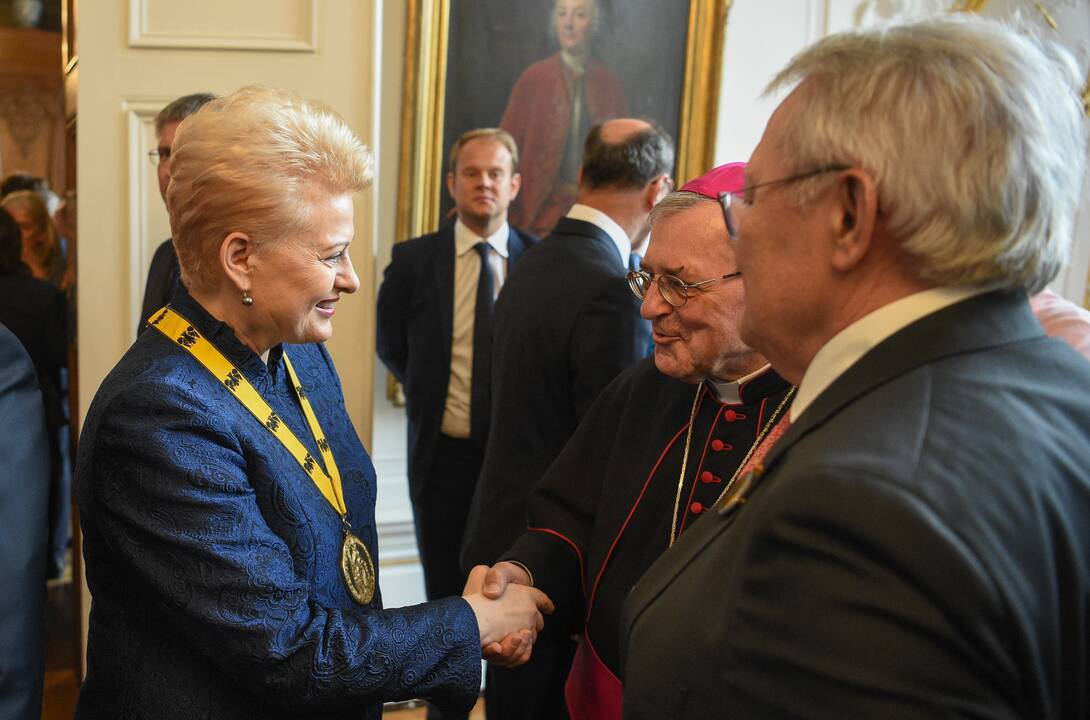 Prezidentė dalyvavo E. Macrono apdovanojime