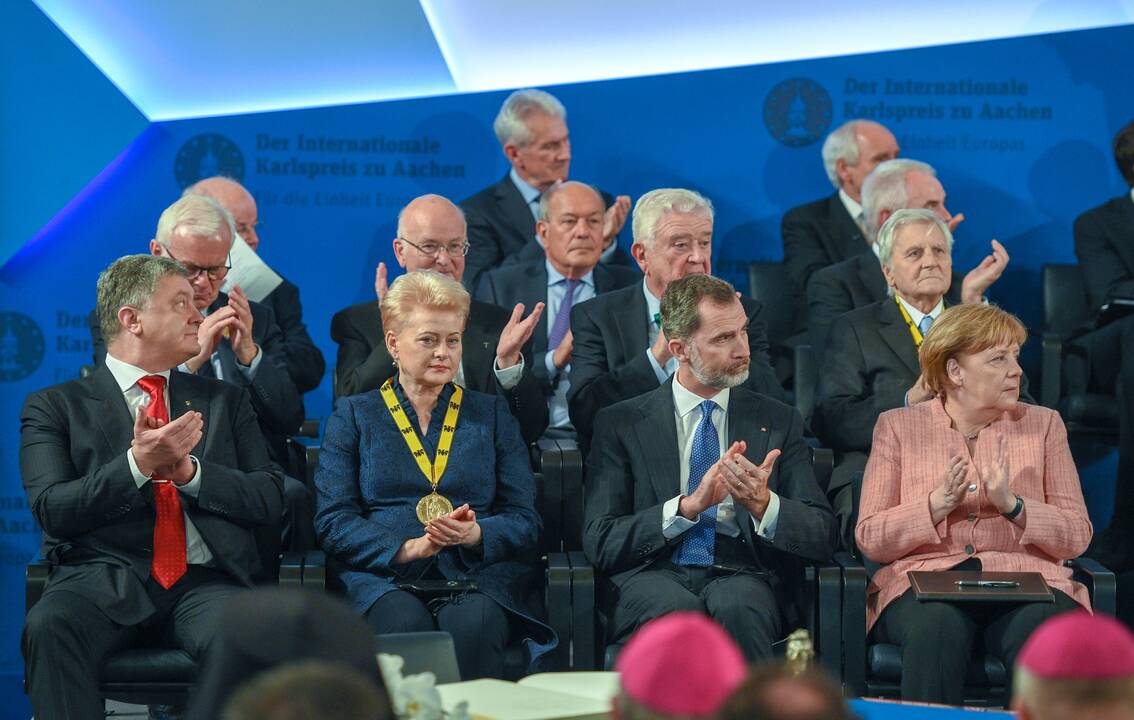 Prezidentė dalyvavo E. Macrono apdovanojime