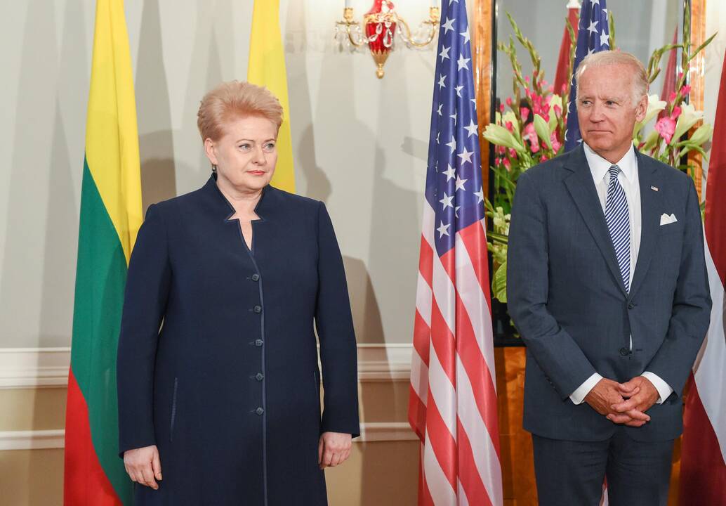 Baltijos šalių prezidentai susitiko su J. Bidenu