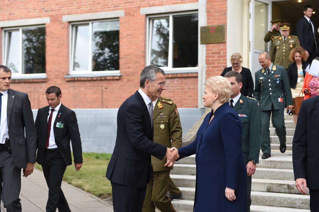 NATO štabo atidarymo ceremonija