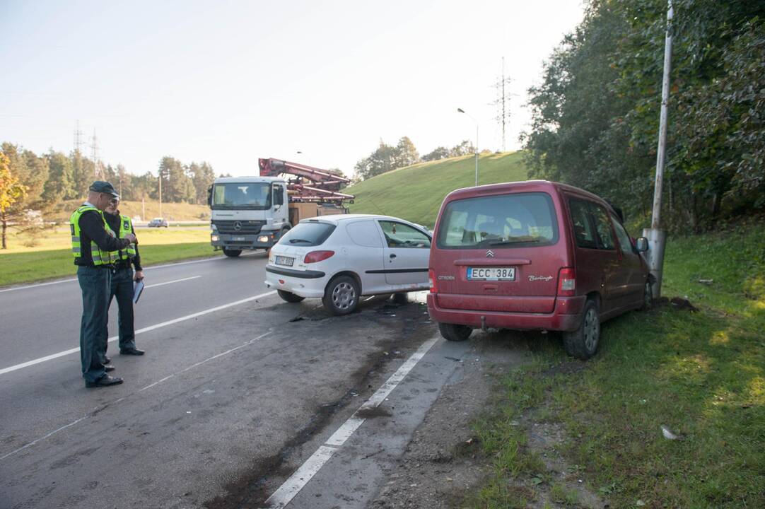 „Citroen“ ir „Peugeot“ avarija Kaune