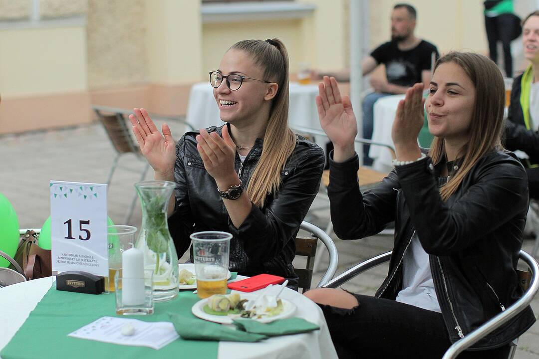 Žalia-balta drama Kaune