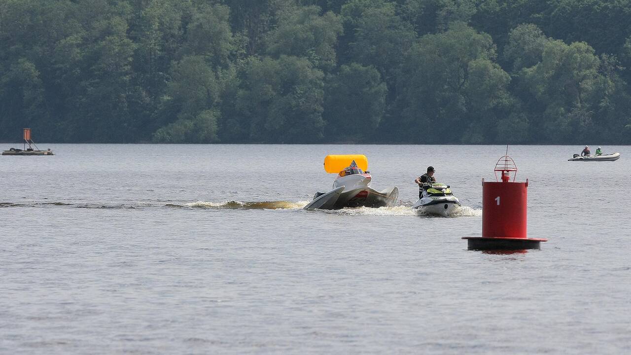 F2 formulių avarijos Kauno mariose