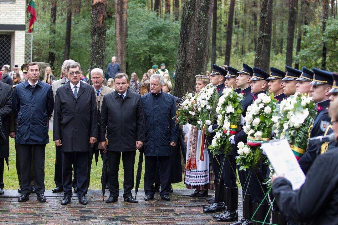 Panerių memoriale pagerbtos holokausto aukos