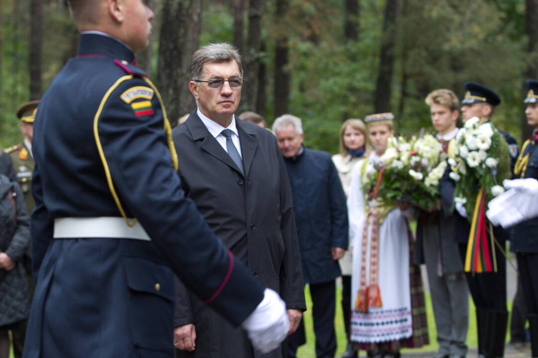 Panerių memoriale pagerbtos holokausto aukos