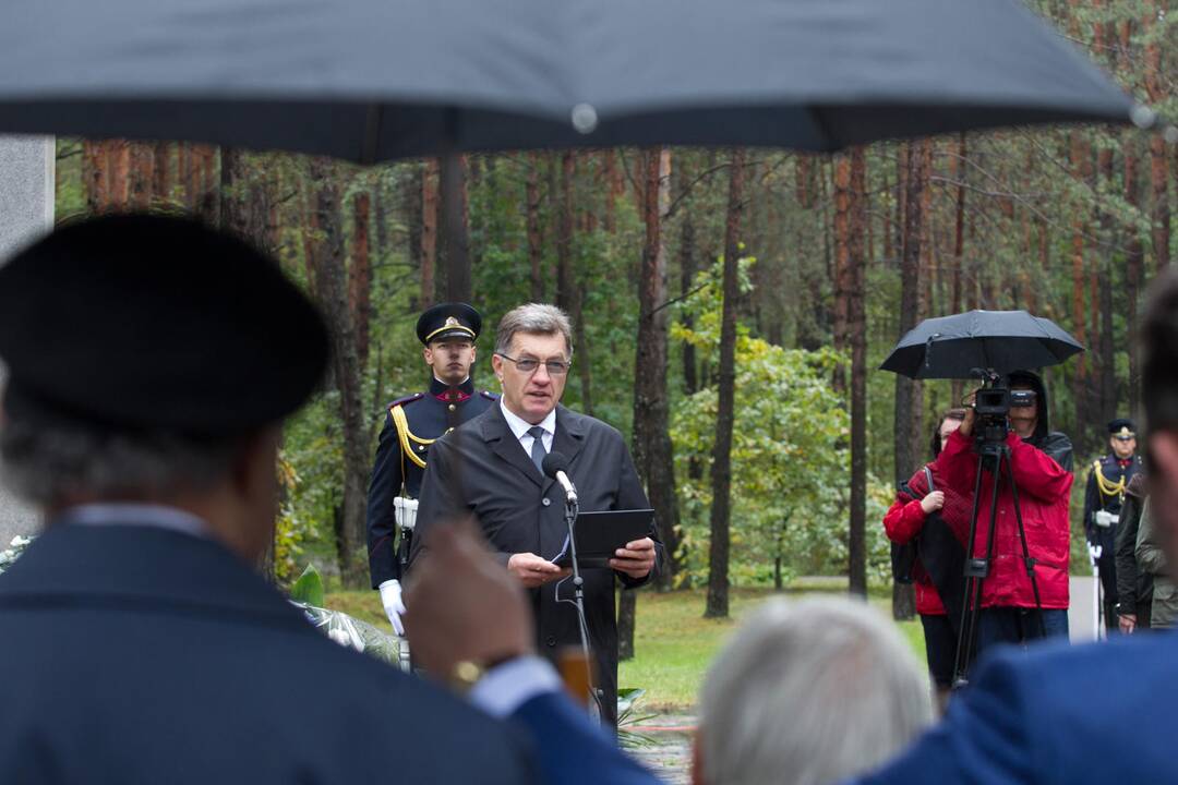 Panerių memoriale pagerbtos holokausto aukos