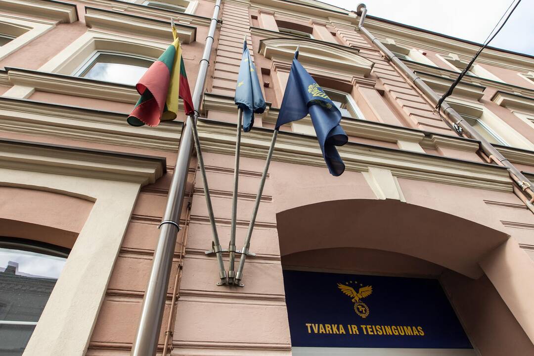 STT kratė „Tvarkos ir teisingumo“ partijos būstinę