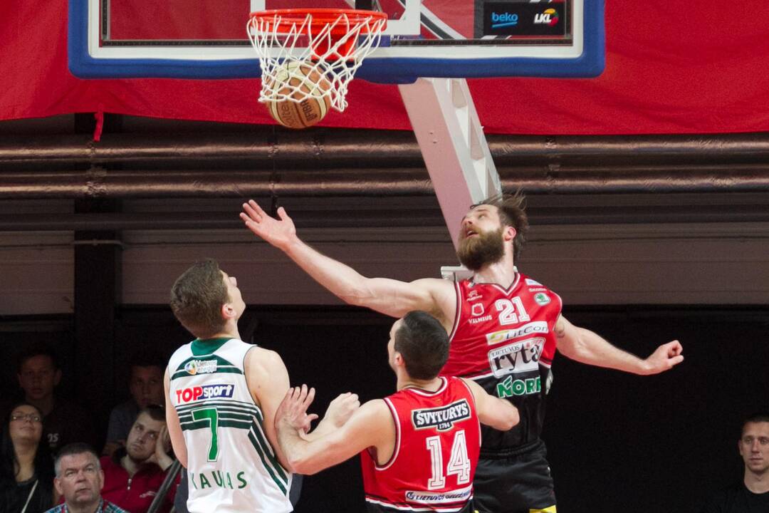 LKL kovos: „Lietuvos rytas“ - „Žalgiris“ 62:78