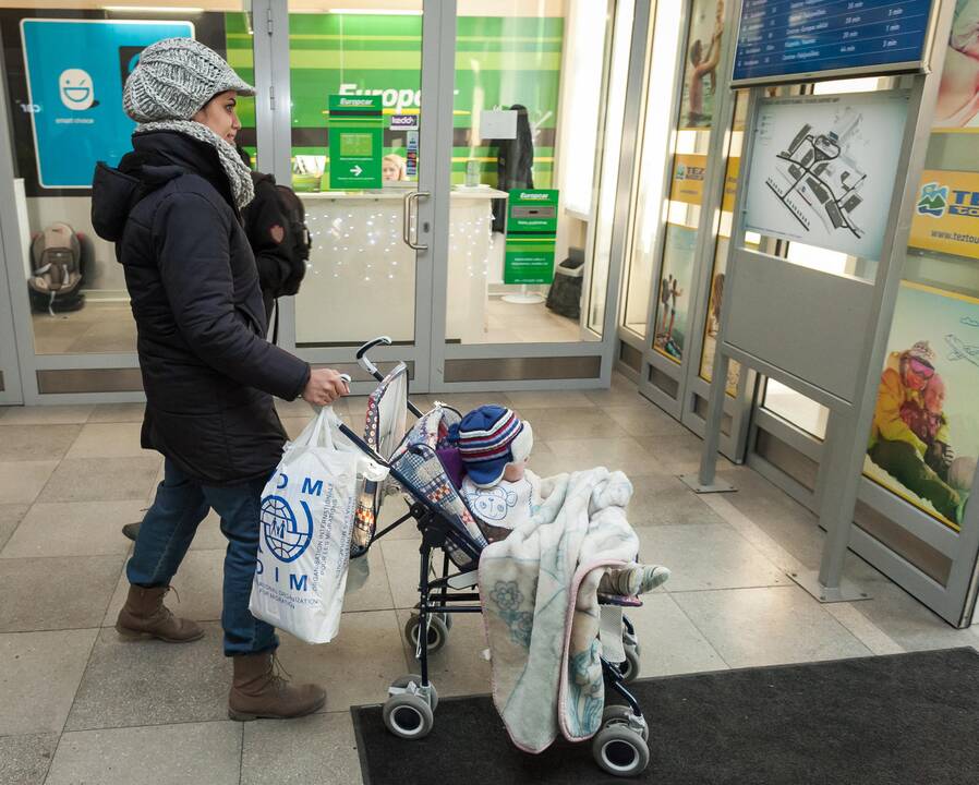 Į Lietuvą atvyko pirmieji pabėgėliai