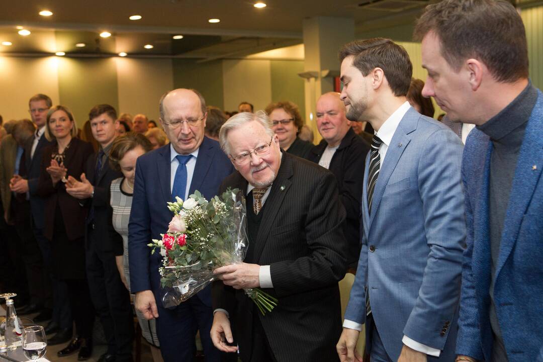 Konservatorių posėdis