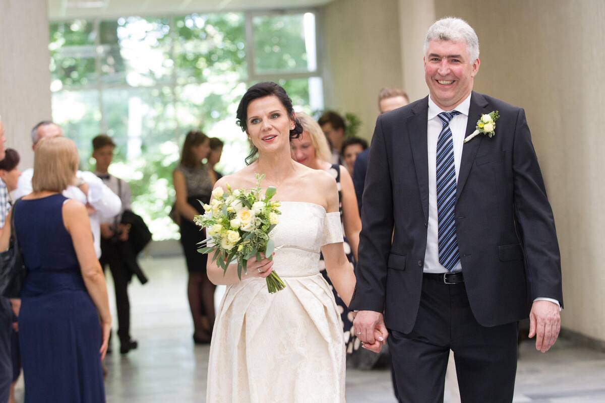 Politikos apžvalgininkas M. Laurinavičius vedė savo išrinktąją