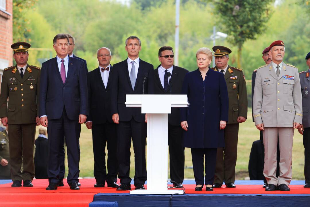 NATO štabo atidarymo ceremonija