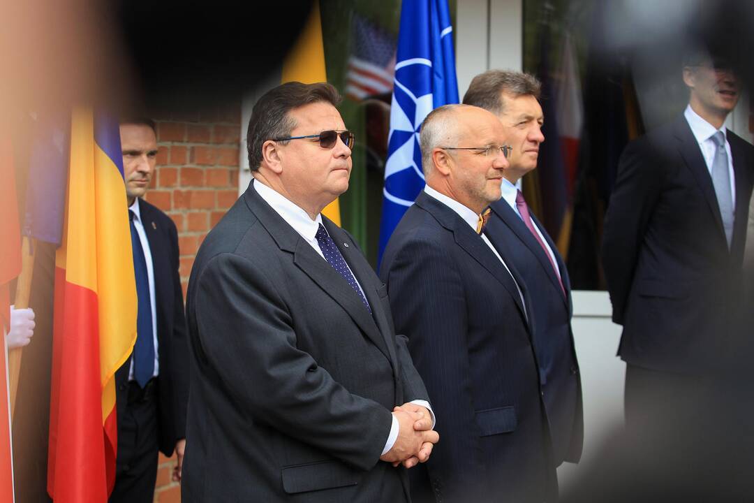 NATO štabo atidarymo ceremonija