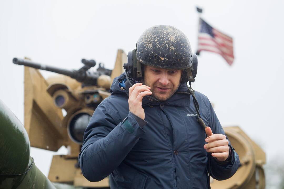 Prezidentė stebėjo NATO pratybas Pabradėje