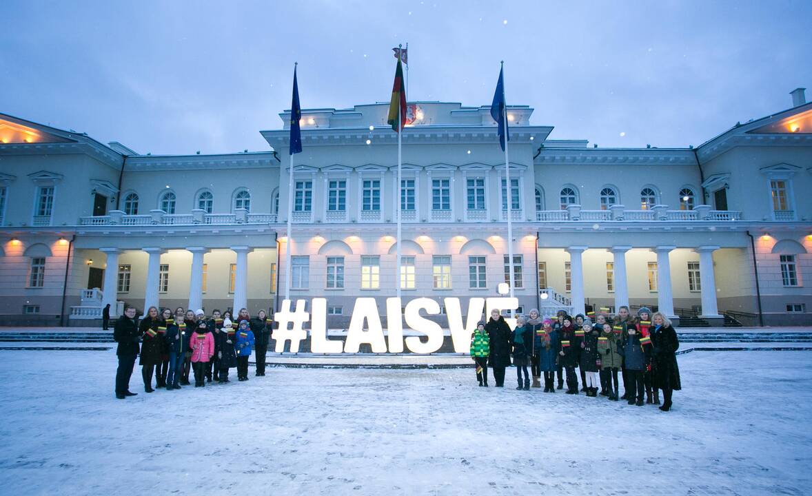 S. Daukanto aikštėje – šviečianti „Laisvė“