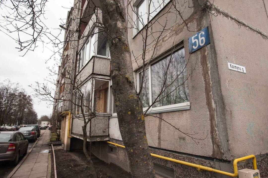 Gaisro metu sprogo Kauno devynaukščio vamzdžiai 