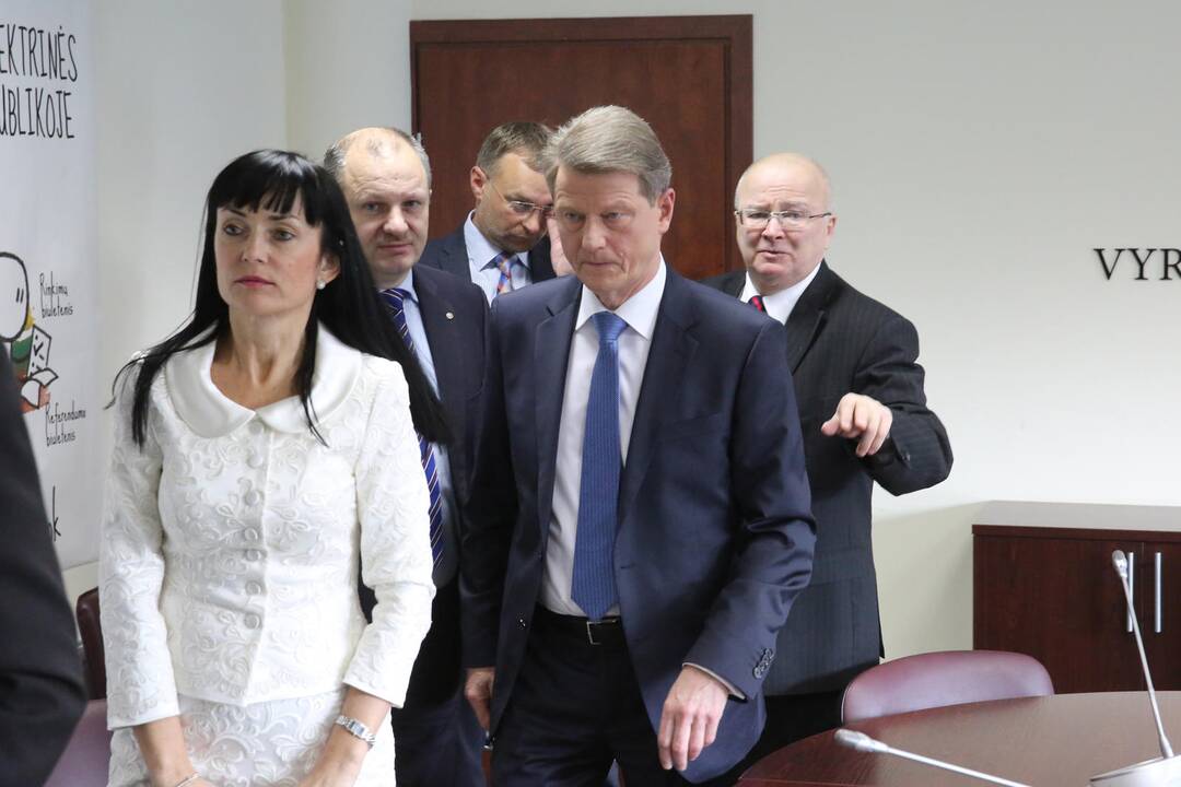 R. Paksas iš prezidentų rinkimų nesitrauks