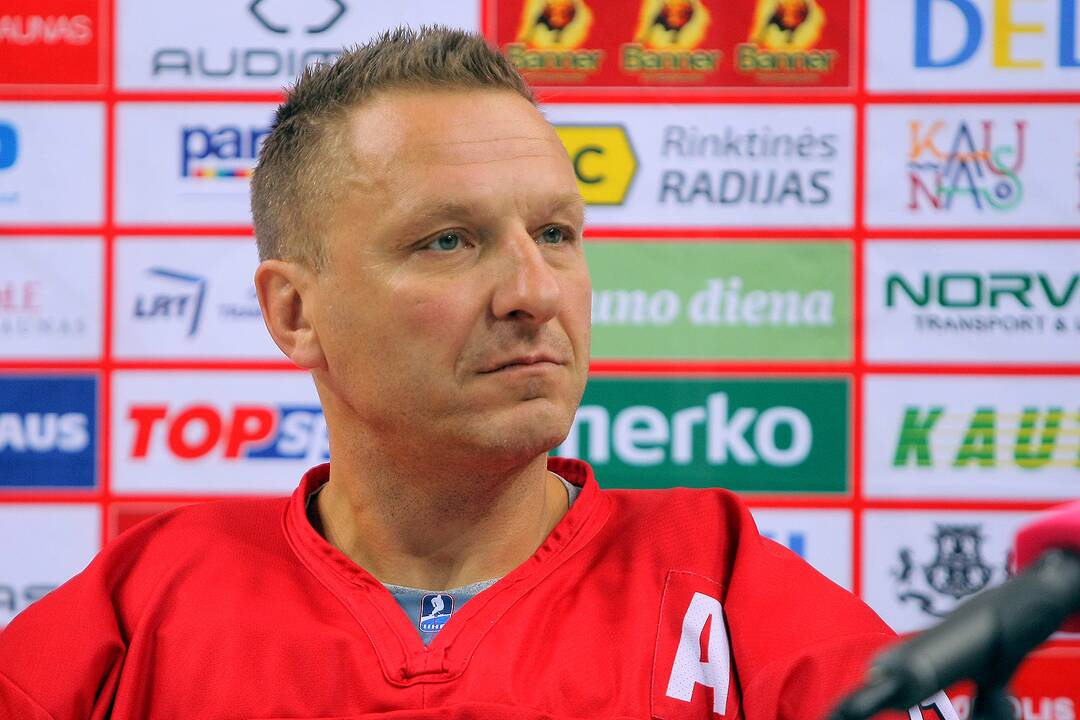 Spaudos konferencija ant „Žalgirio“ arenos ledo