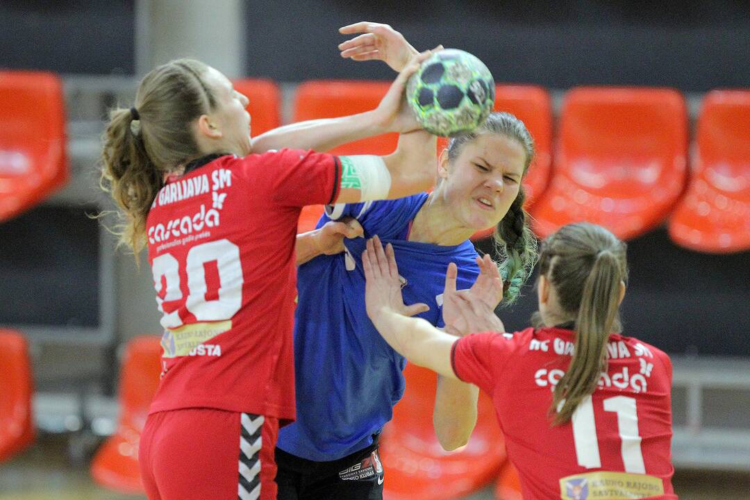 LRF moterų taurės pusfinaliai