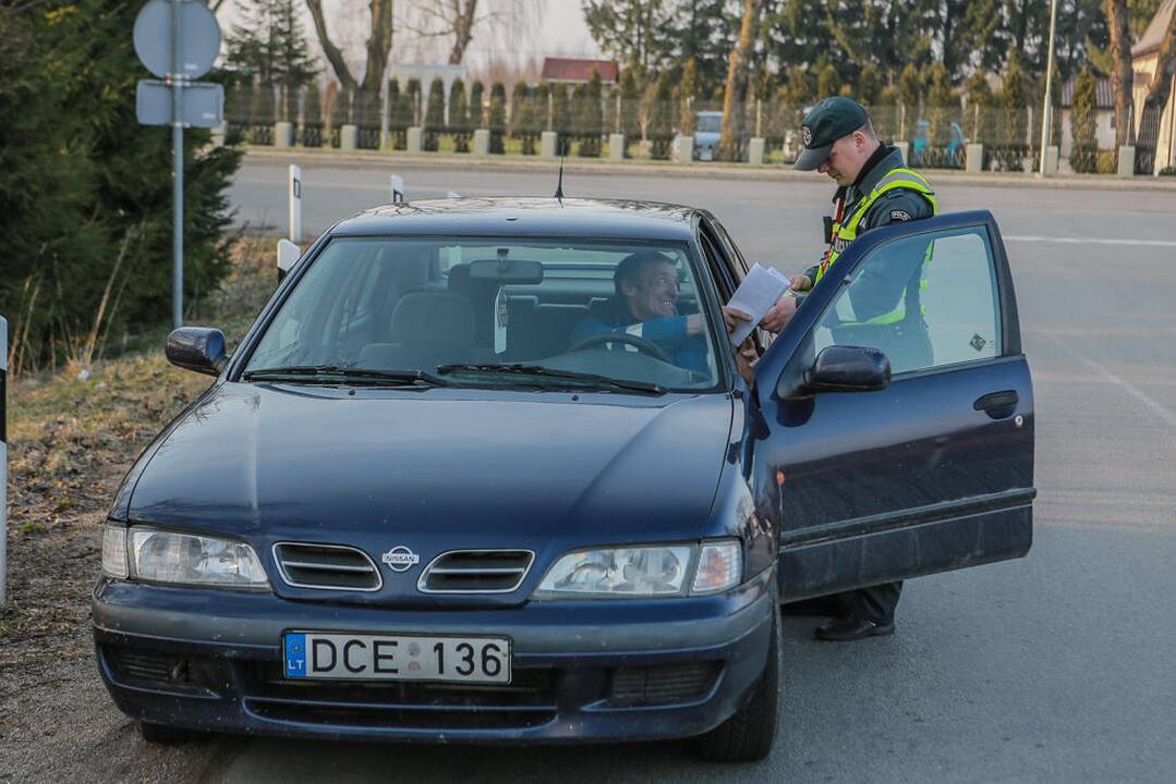 Policijos reidas