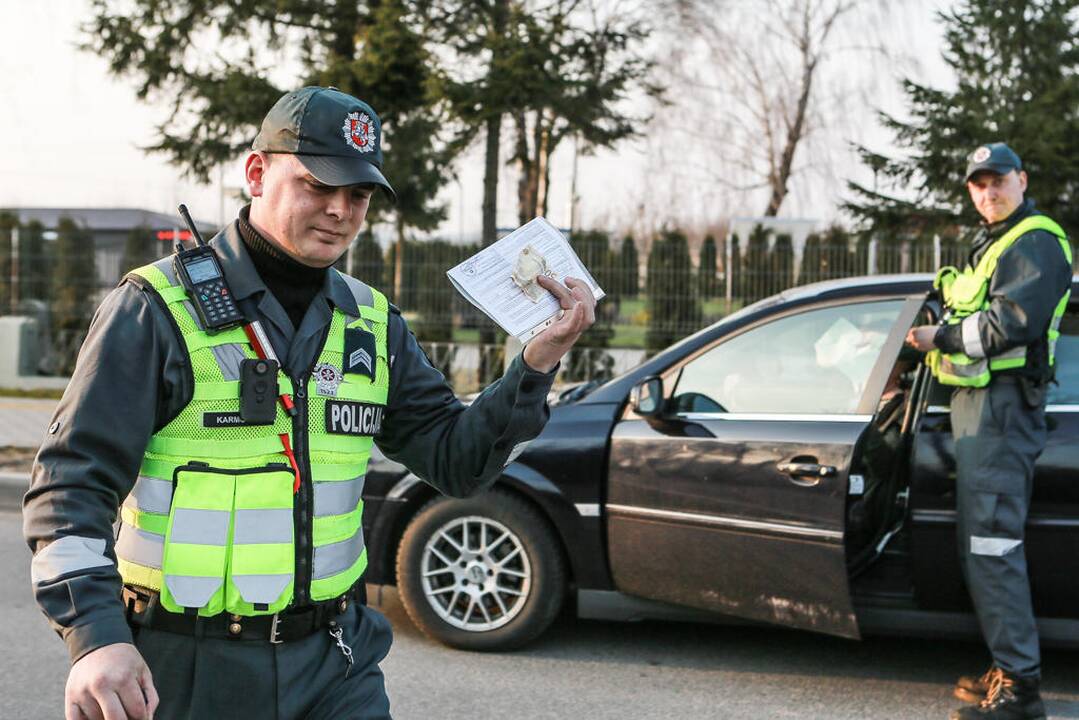 Policijos reidas