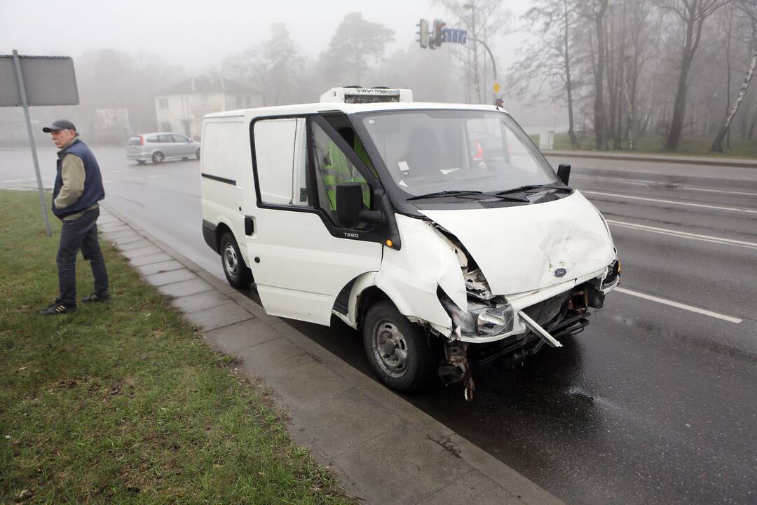 Avarija Lideikio ir Herkaus Manto gatvių sankryžoje