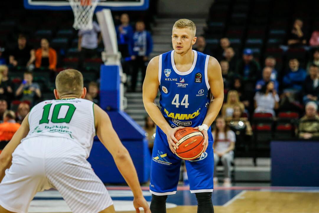 LKL: "Neptūnas" - "Dzūkija" 70:68