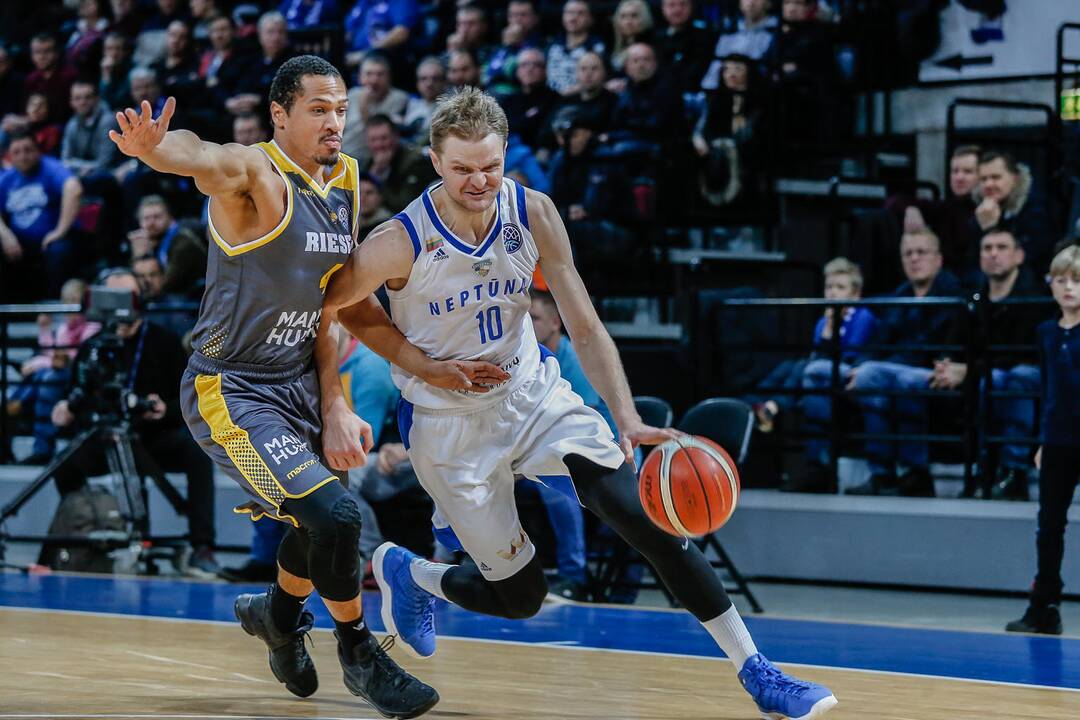 Klaipėdos "Neptūnas" - Liudvigsburgo „MHP Riesen“ 52:68