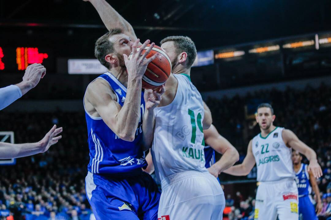 "Neptūnas" - "Žalgiris" 75:83