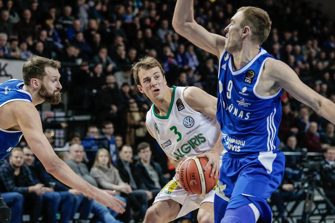 "Neptūnas" - "Žalgiris" 75:83
