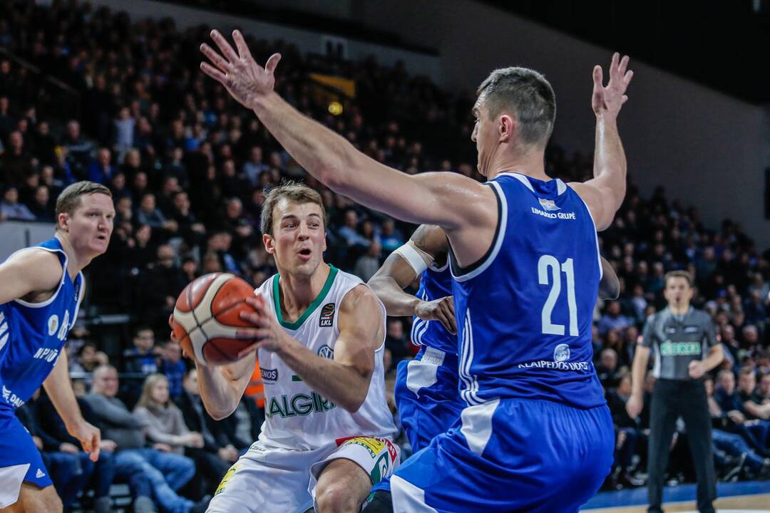 "Neptūnas" - "Žalgiris" 75:83