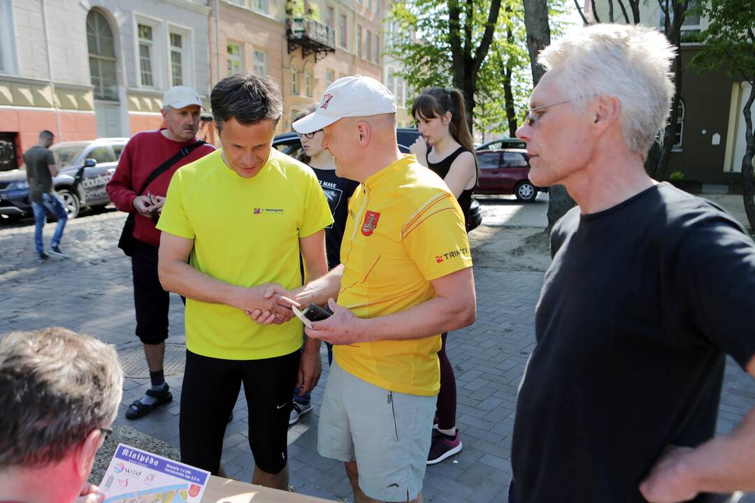 Orientavimosi sporto mėgėjai siekė pagerinti Gineso rekordą