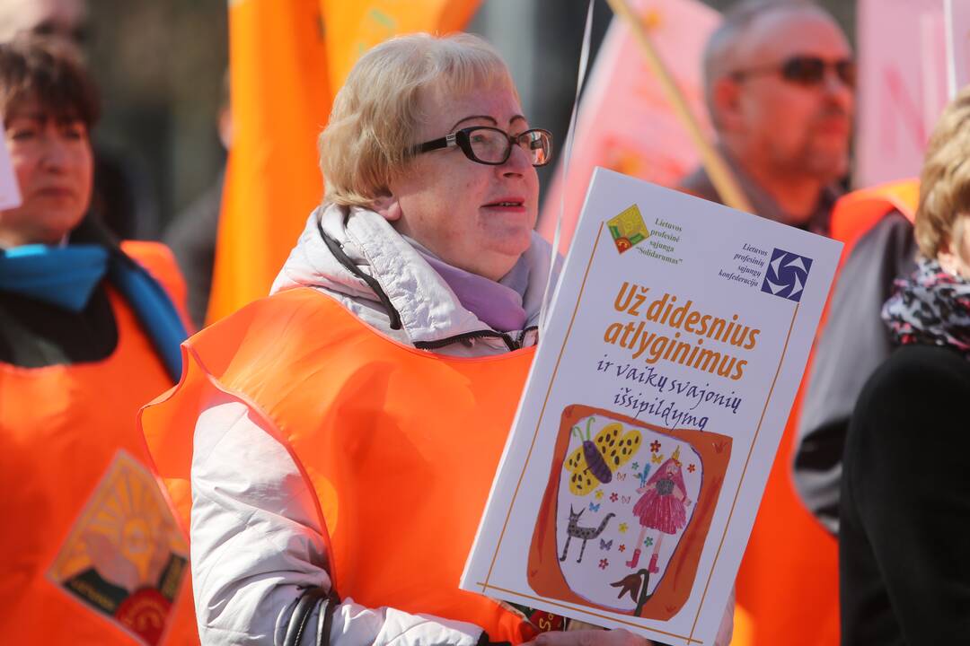 Profesinių sąjungų protesto akcija