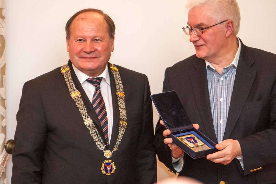 Raudondvaryje pagerbti Kauno rajono šviesuoliai 