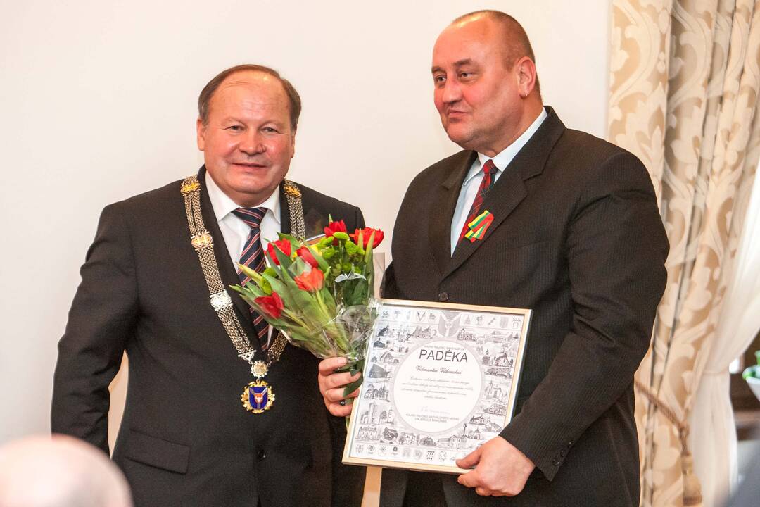 Raudondvaryje pagerbti Kauno rajono šviesuoliai 