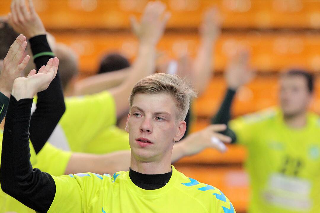 Rankinis: „Granitas-Karys“ – Panevėžio „Grifas“ 24:17