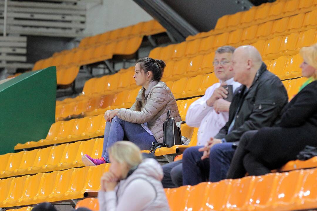 Rankinis: „Granitas-Karys“ – Panevėžio „Grifas“ 24:17
