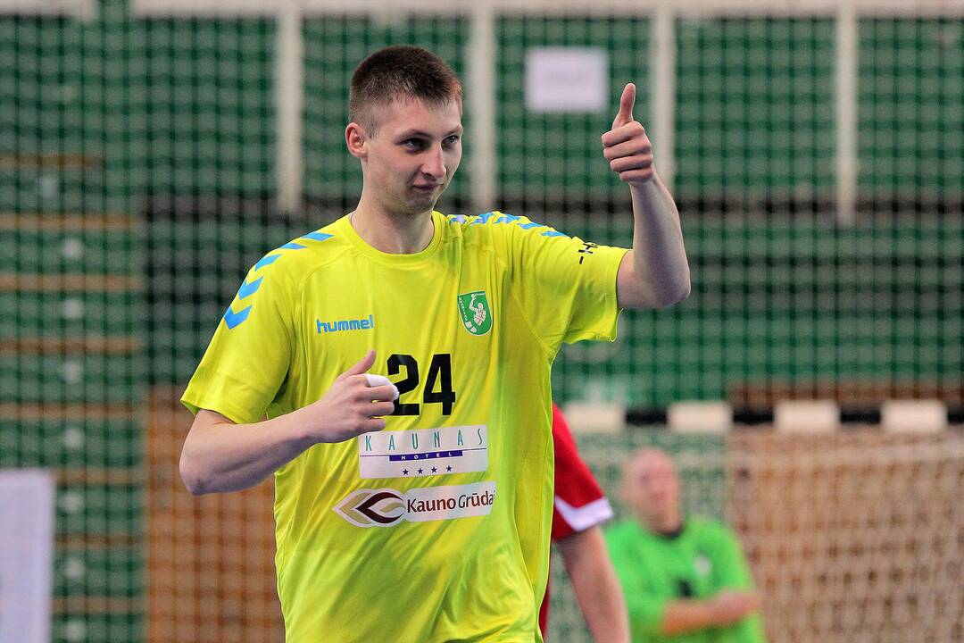 Rankinis: „Granitas-Karys“ – Panevėžio „Grifas“ 24:17